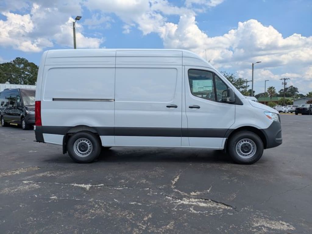 New 2026 Mercedes-Benz Sprinter 2500 Standard Roof 4-Cyl Diesel Van Cargo Van