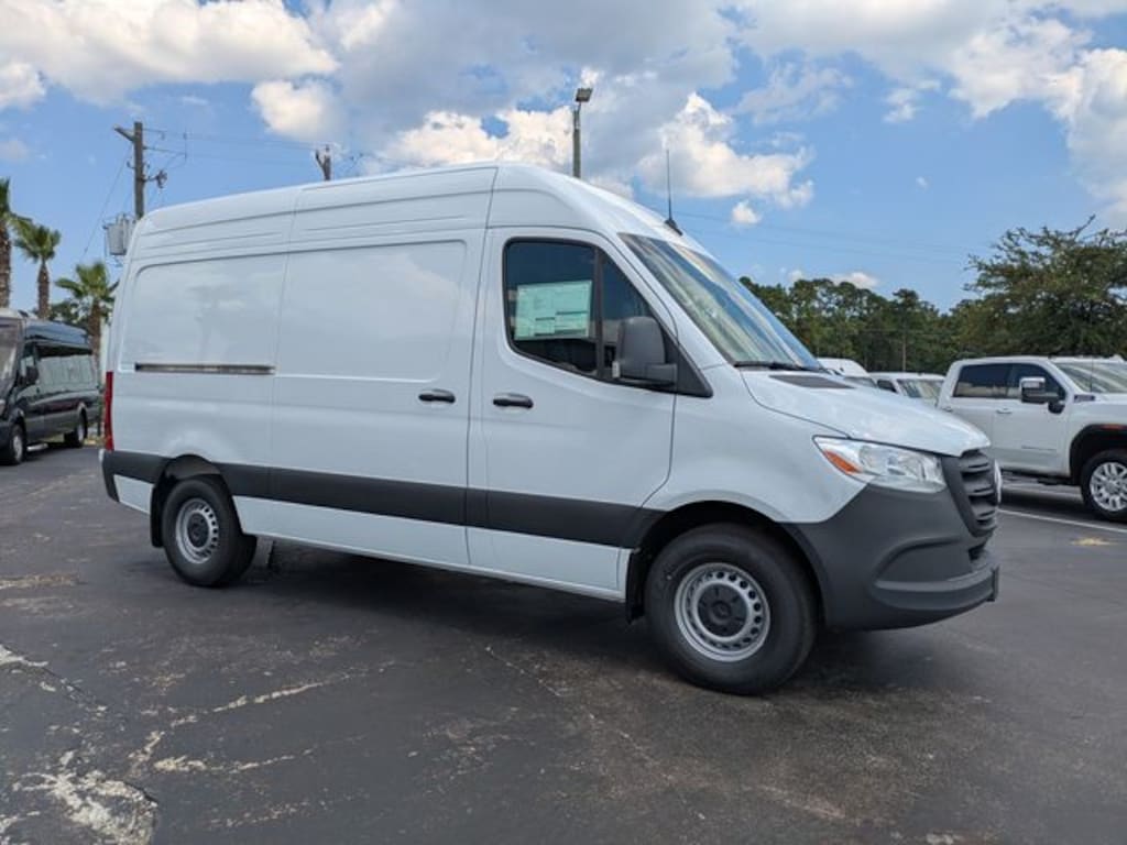 New 2026 Mercedes-Benz Sprinter 2500 Standard Roof 4-Cyl Diesel Van Cargo Van