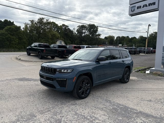 2027 Jeep Grand Cherokee L Limited Reserve