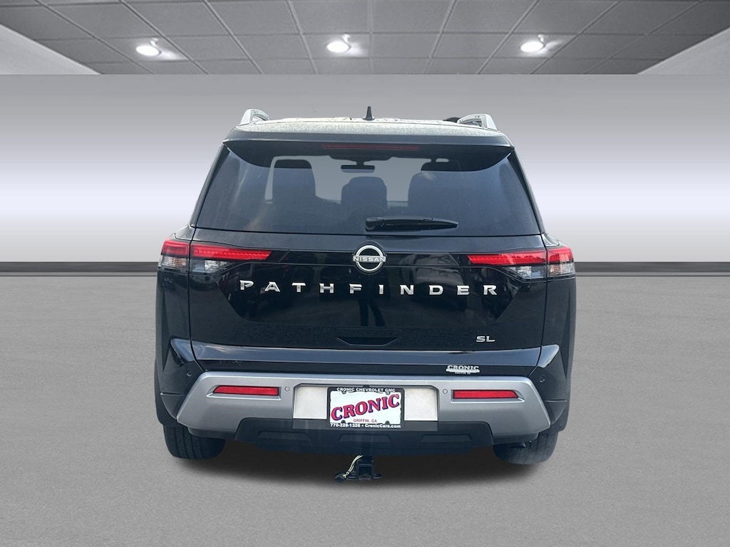 Used 2024 Nissan Pathfinder SL FWD SUV
