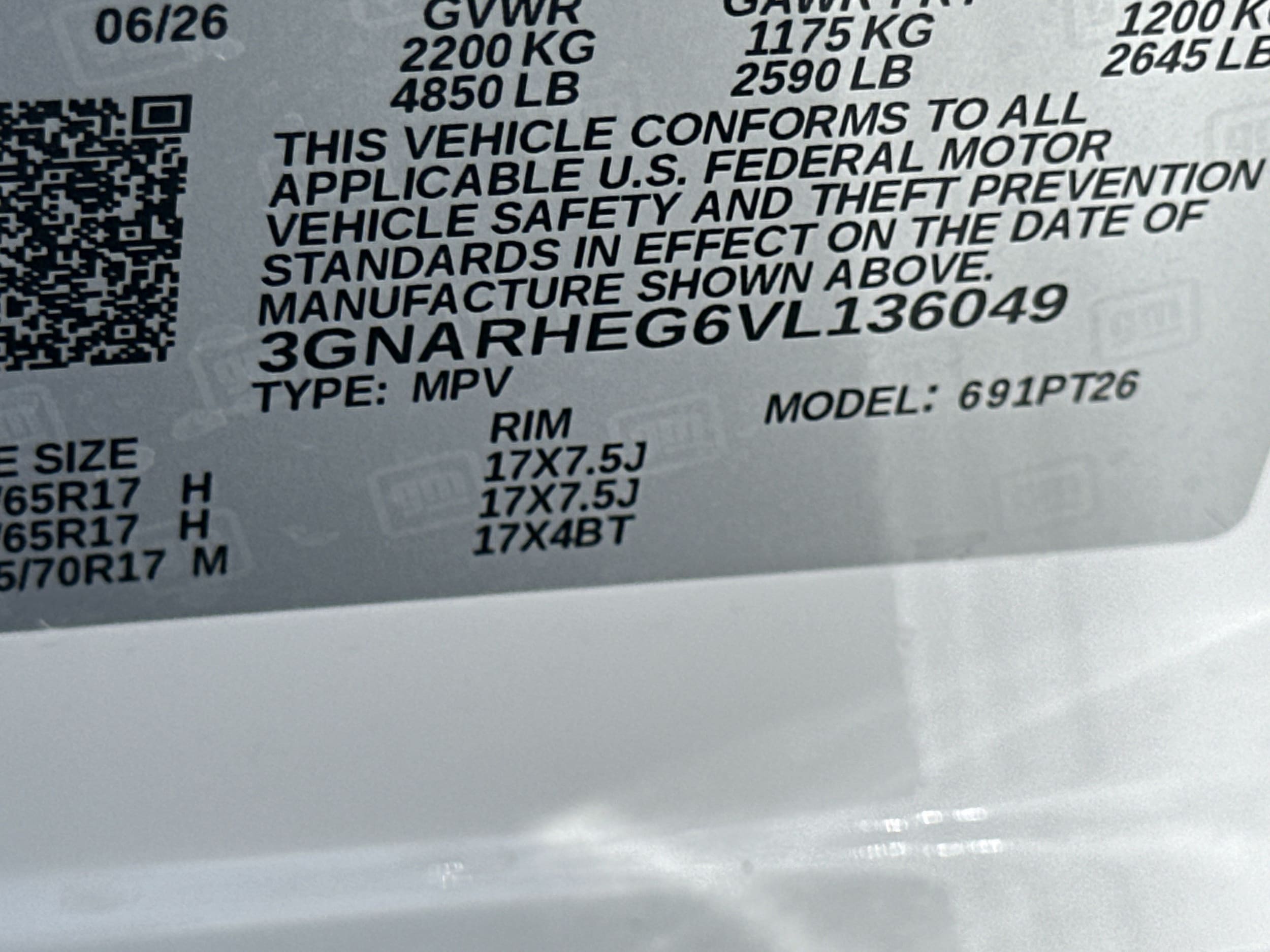 2027 Chevrolet Equinox LT - Photo 31