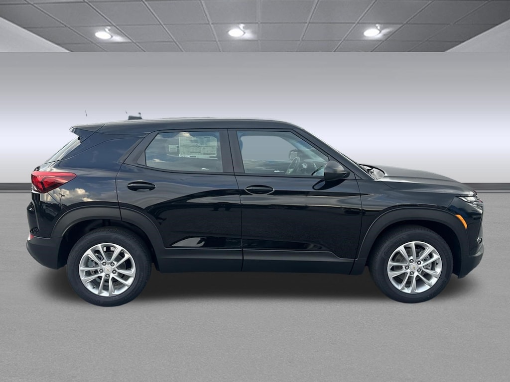 New 2026 Chevrolet Trailblazer LS SUV