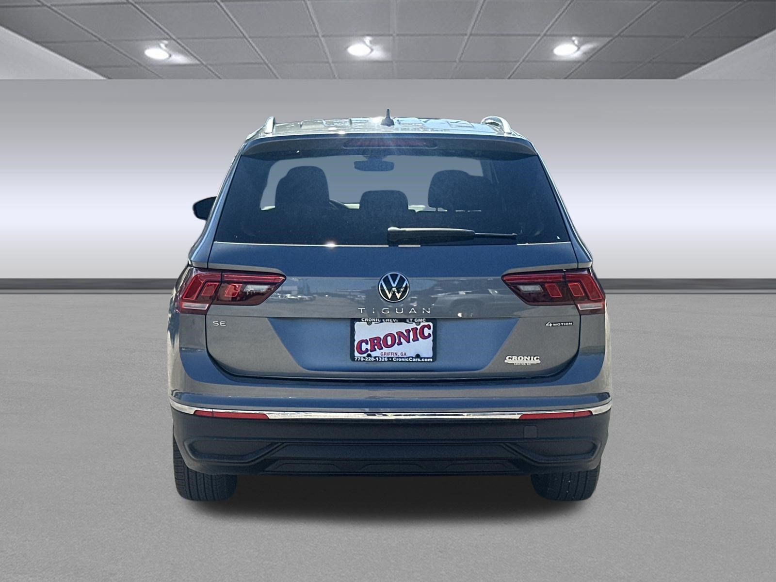 Used 2024 Volkswagen Tiguan SE