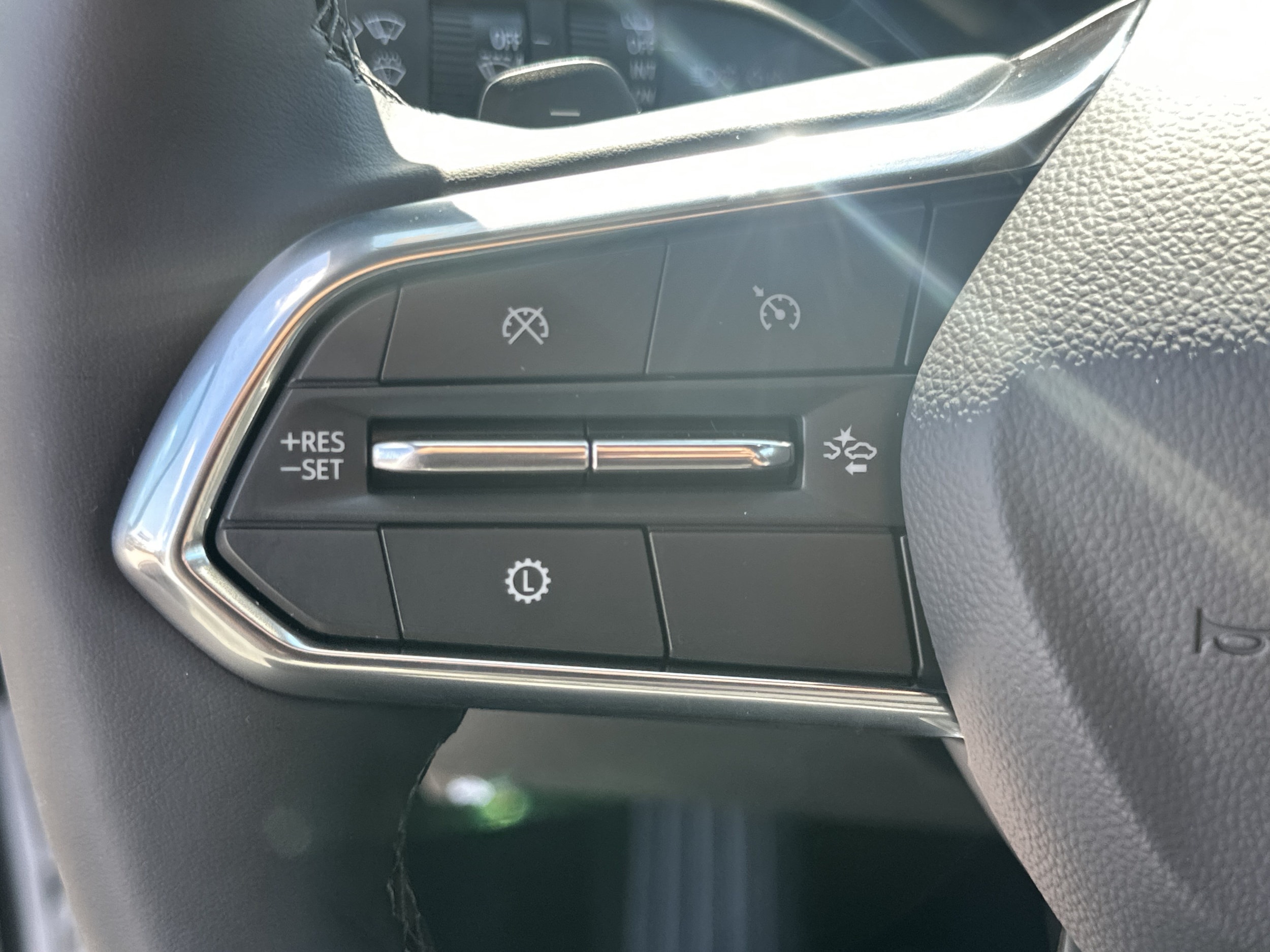 2027 Chevrolet Equinox LT - Photo 24