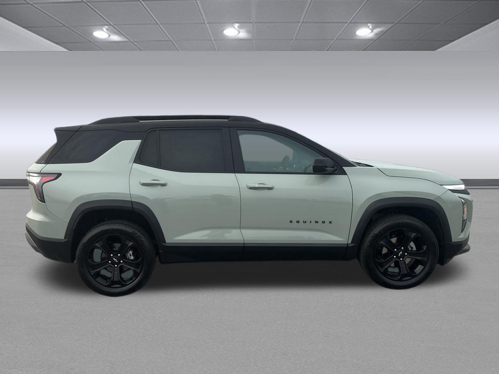 Used 2025 Chevrolet Equinox LT SUV