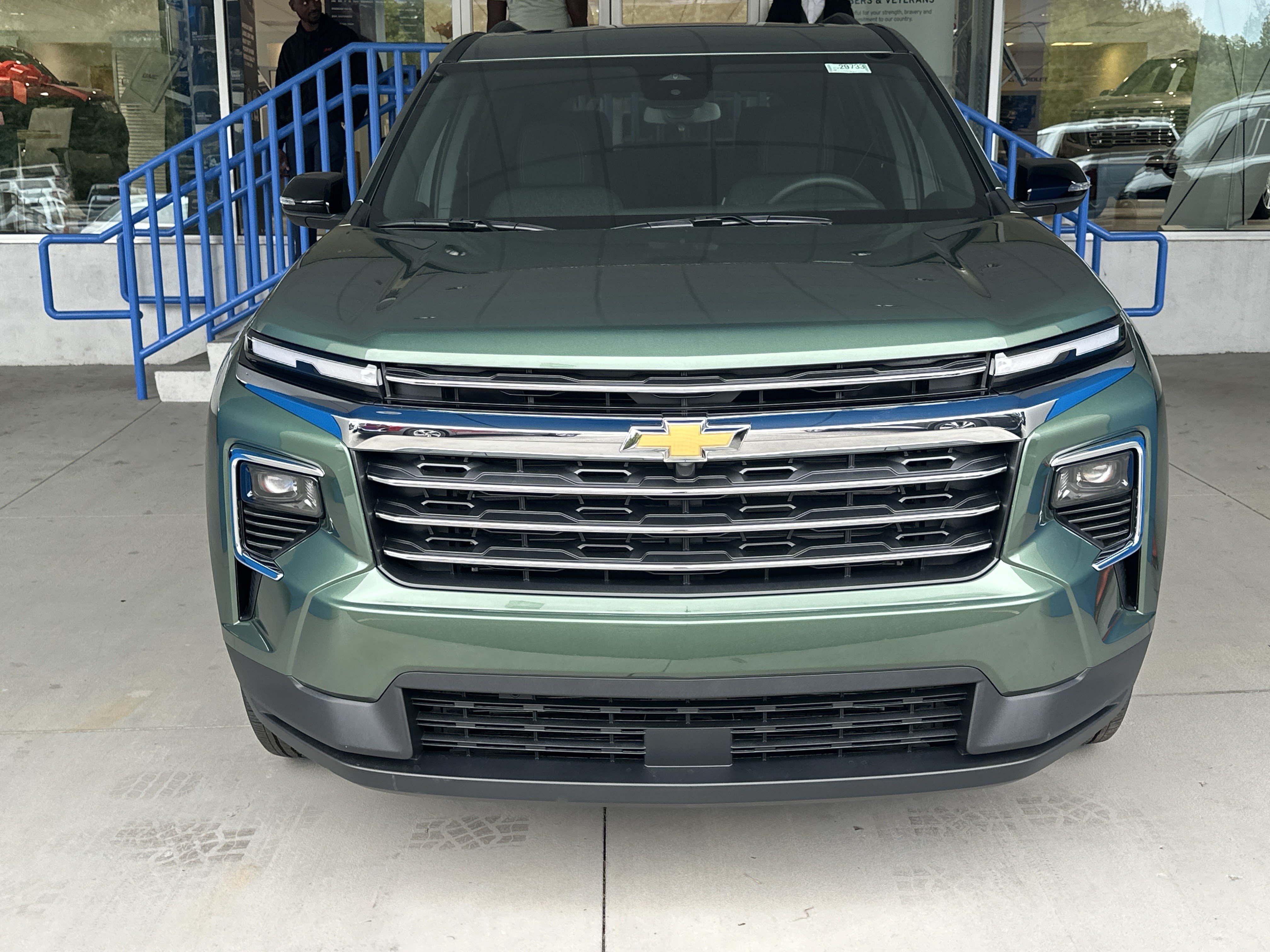 New 2027 Chevrolet Traverse LT SUV