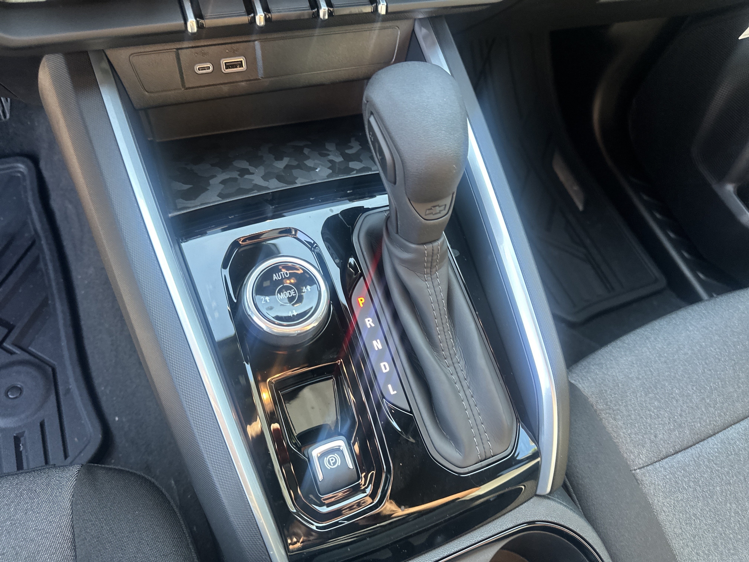 2026 Chevrolet Colorado Trail Boss - Photo 29