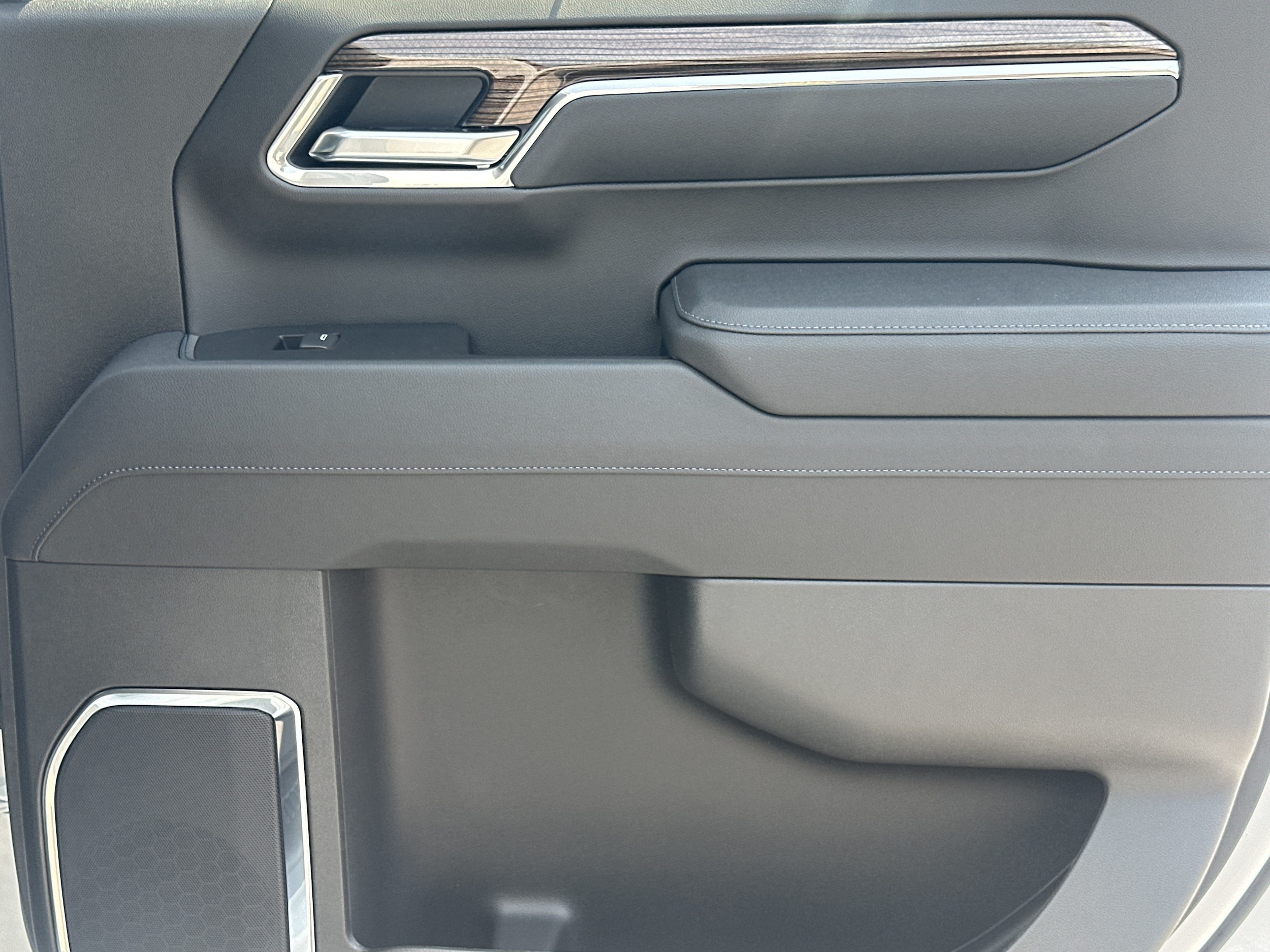 2026 Chevrolet Silverado 1500 LT Trail Boss - Photo 16