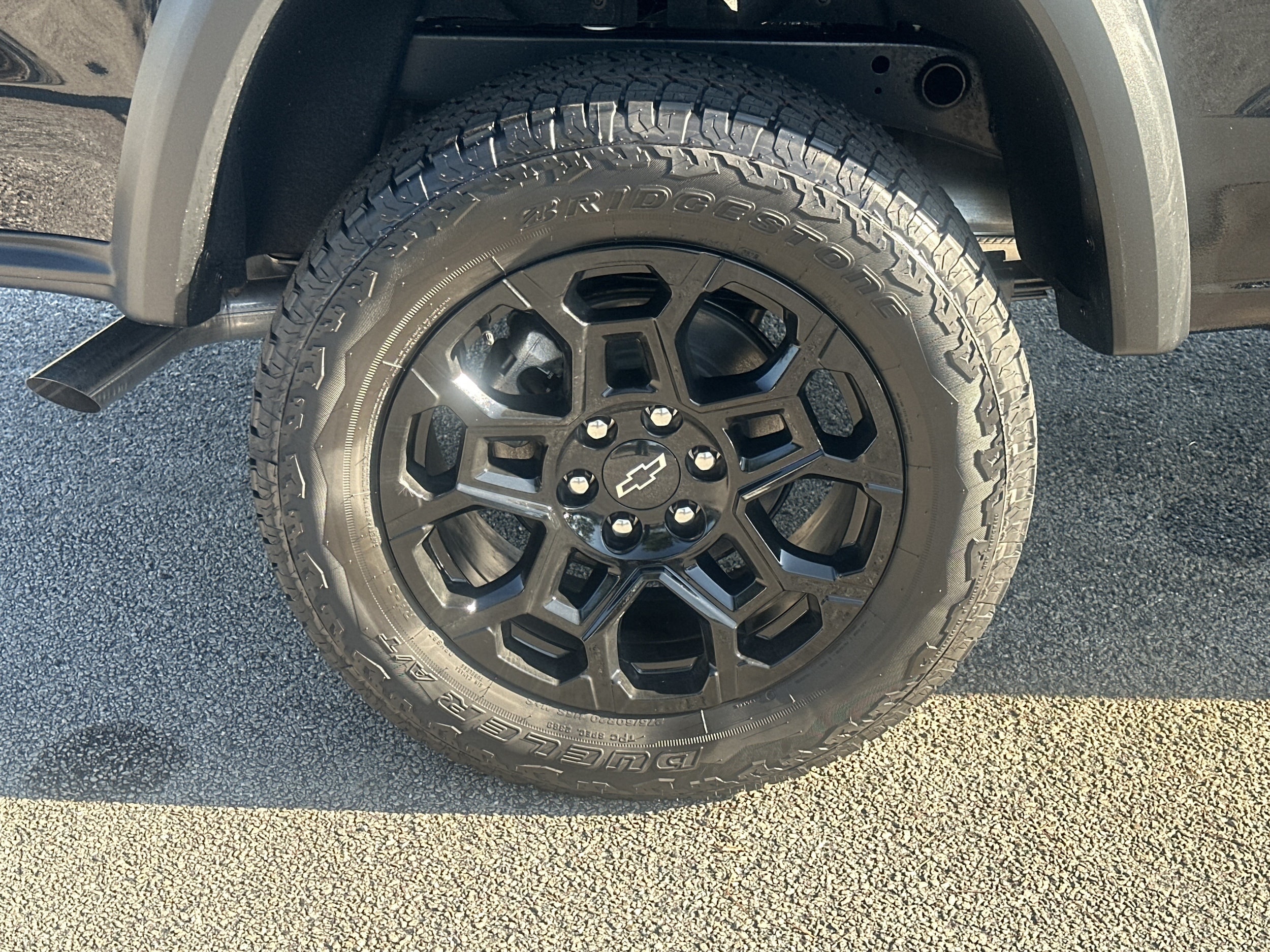 2026 Chevrolet Colorado Trail Boss - Photo 17