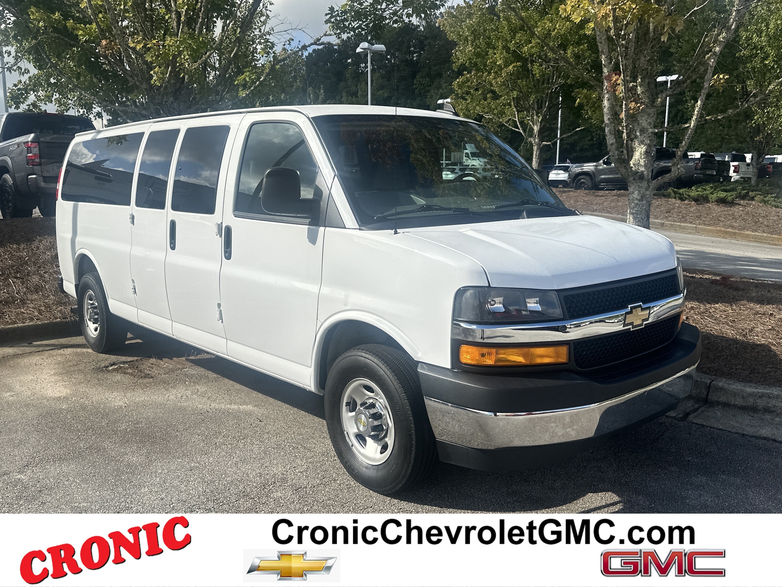 2025 Chevrolet Express Passenger