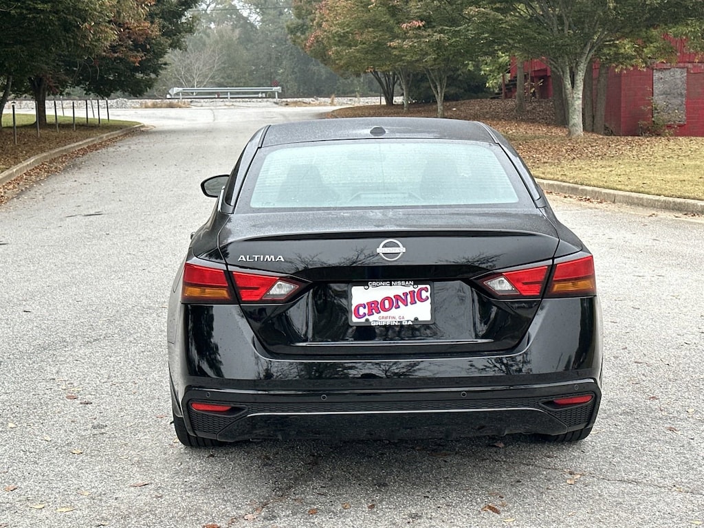 New 2025 Nissan Altima S Sedan