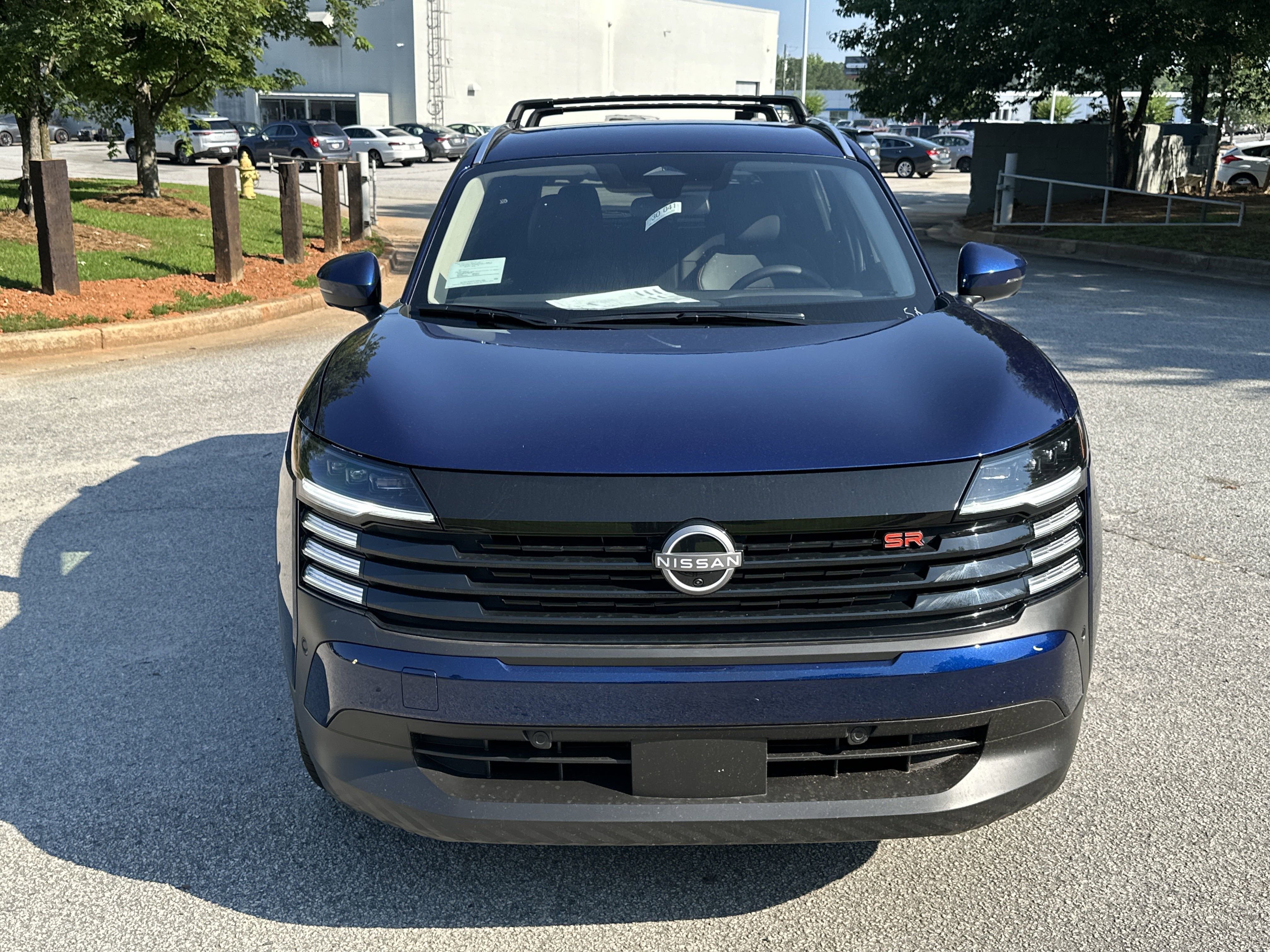 New 2025 Nissan Kicks SR SUV