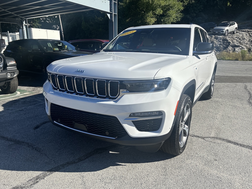 Used 2023 Jeep Grand Cherokee 4xe 4DR 4WD 4x4