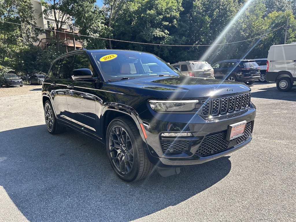Used 2023 Jeep Grand Cherokee 4xe Summit Summit 4x4