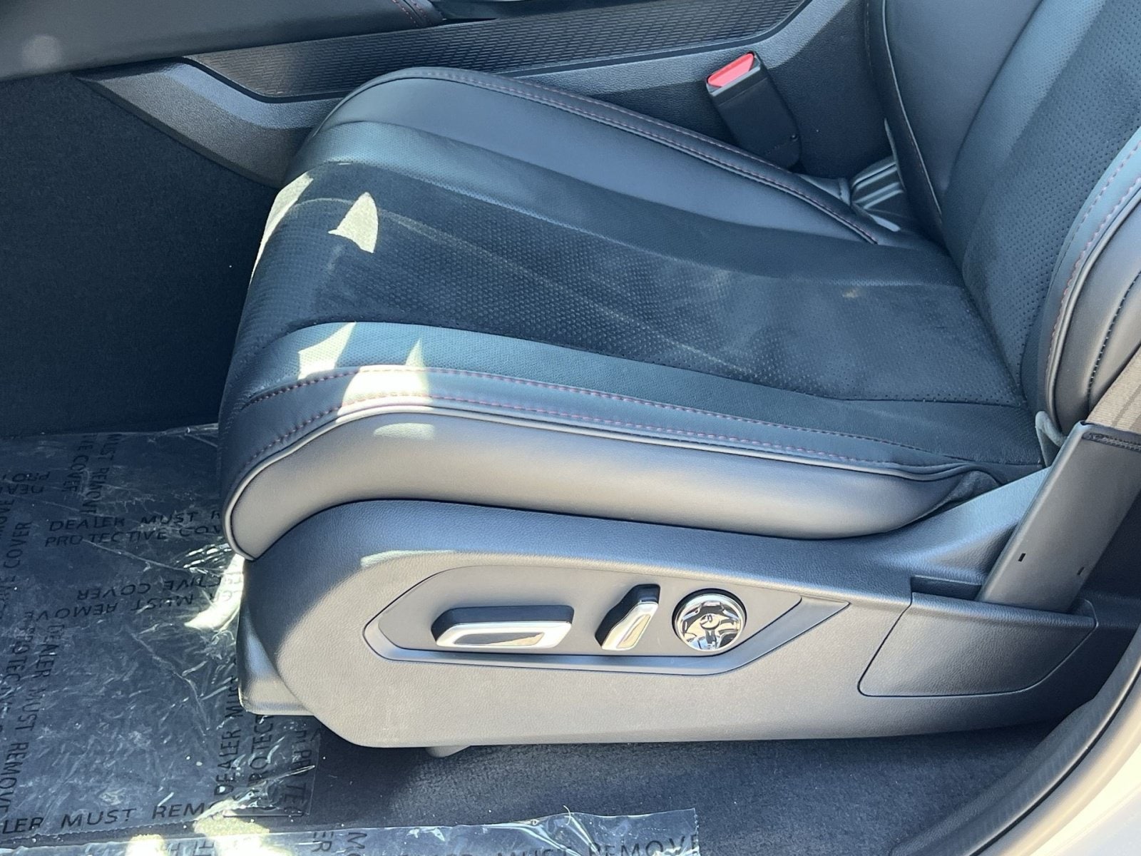 2026 Acura MDX A-Spec Package - Photo 11
