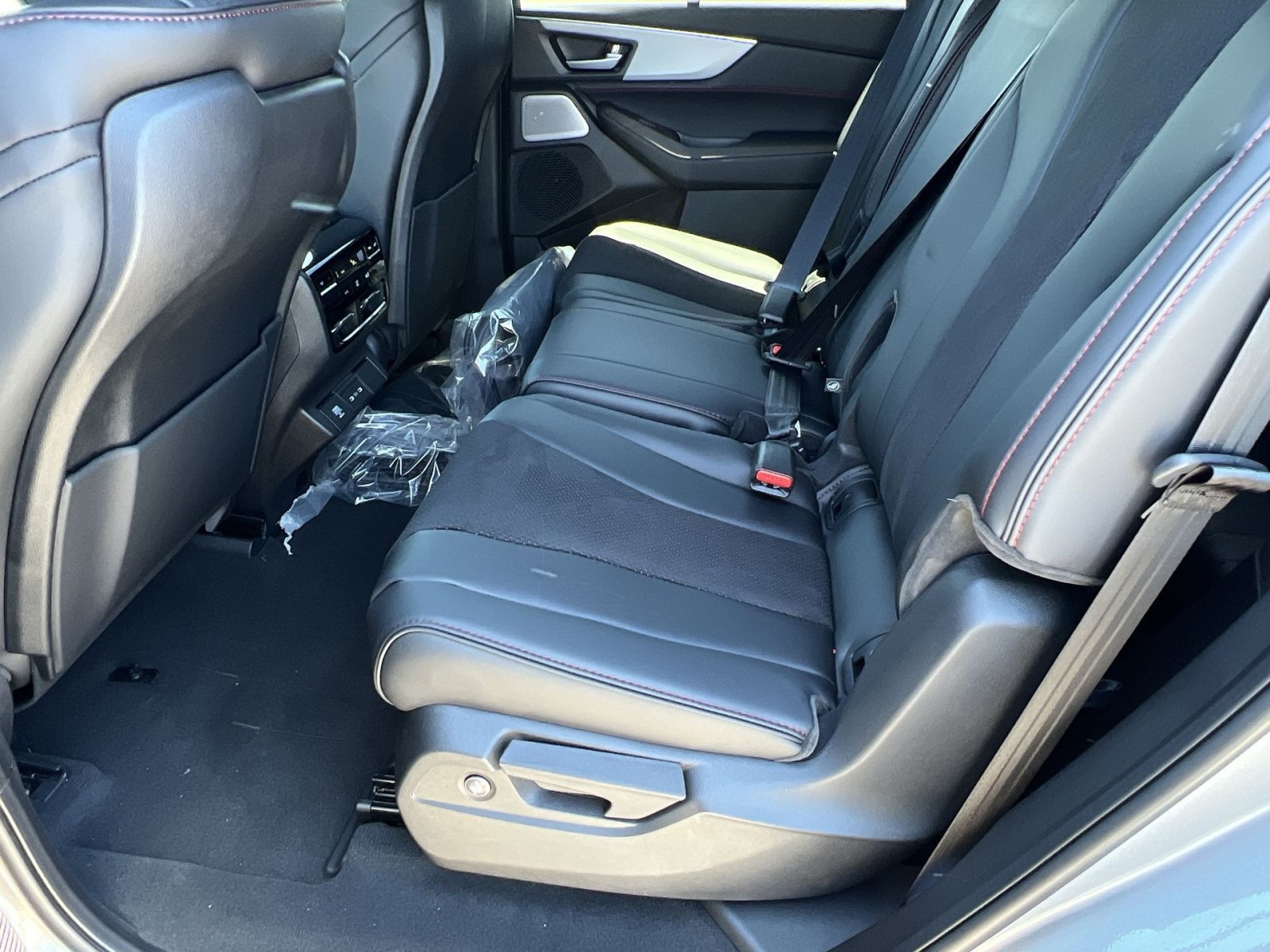 2026 Acura MDX A-Spec Package - Photo 22