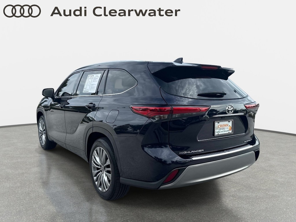 Used 2023 Toyota Highlander Platinum SUV