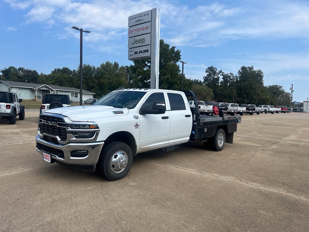 2026 RAM 3500 Chassis Cab Tradesman