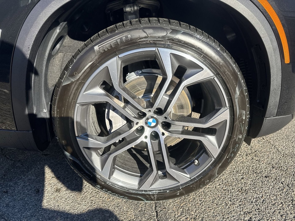 New 2026 BMW X5 xDrive40i SUV