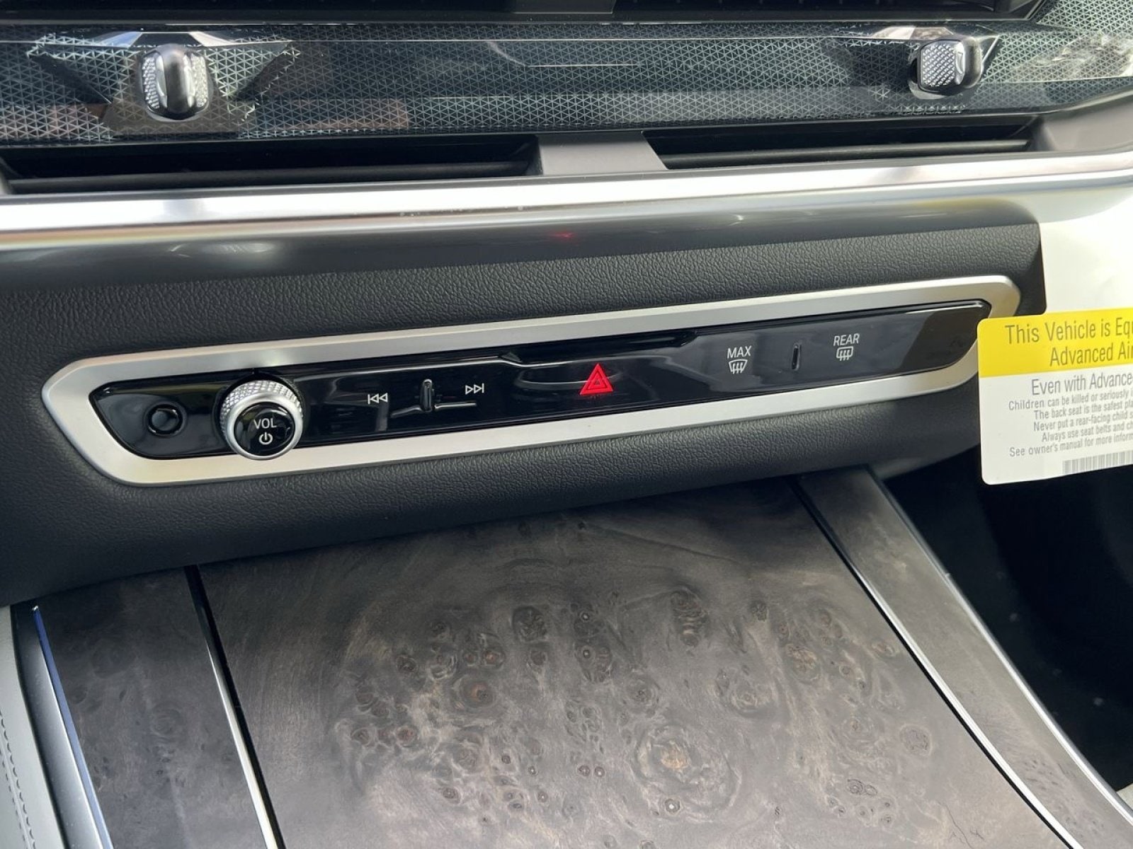 2026 BMW X5 50e - Photo 15