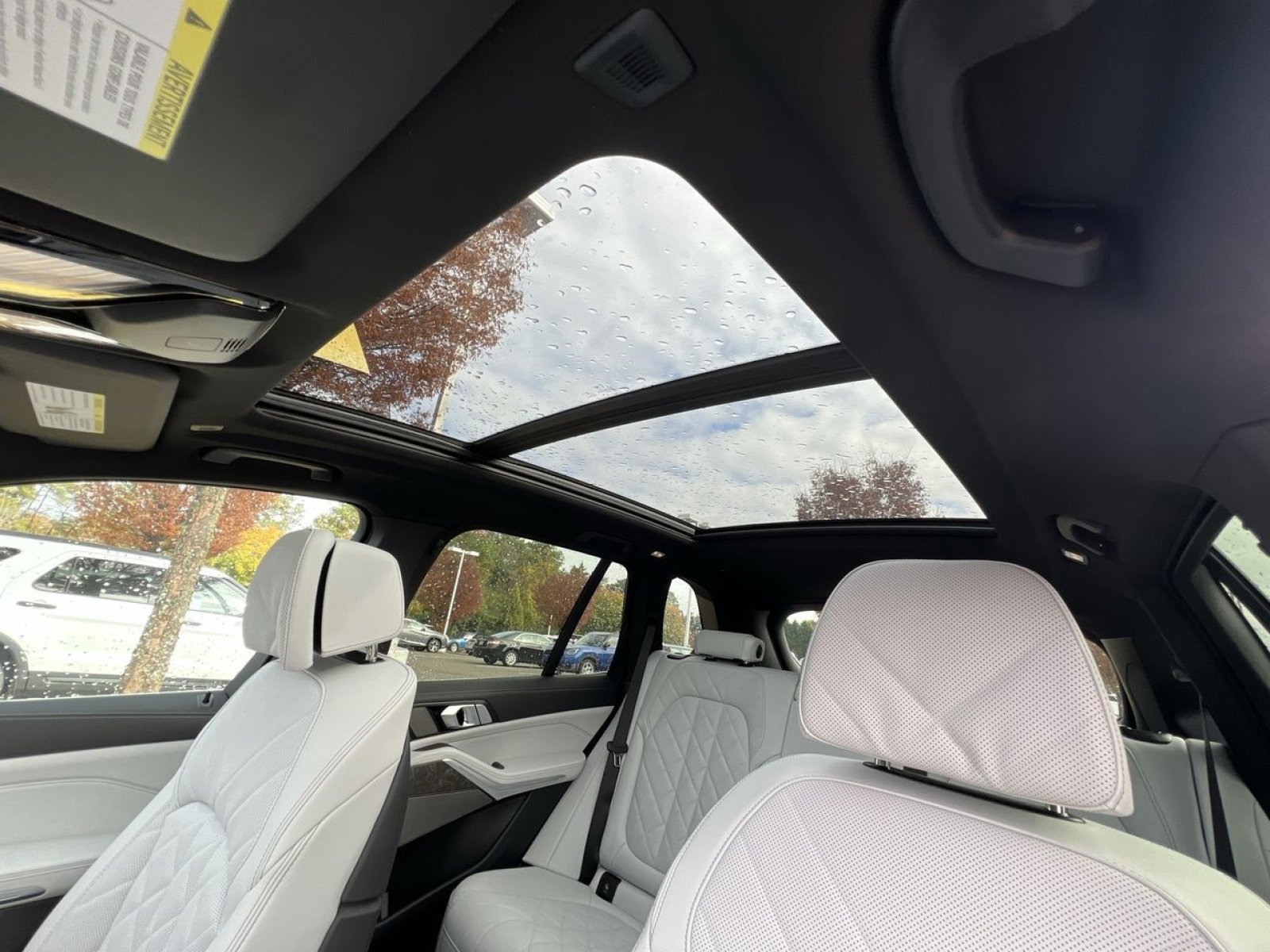 2026 BMW X5 50e - Photo 21