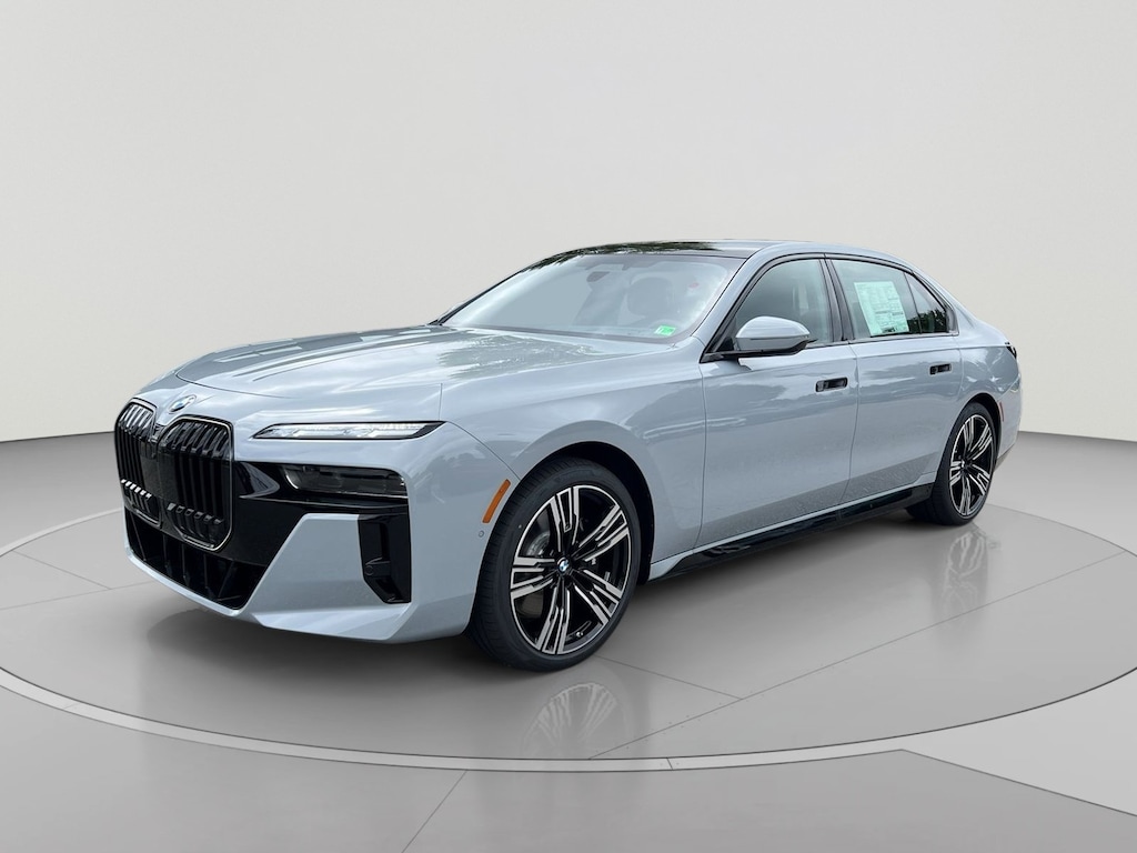 Certified 2025 BMW 740i xDrive Sedan