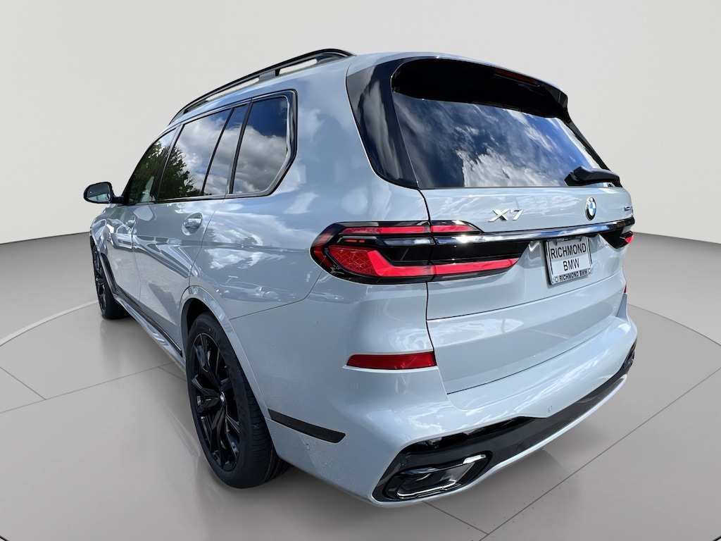 New 2027 BMW X7 xDrive40i SUV