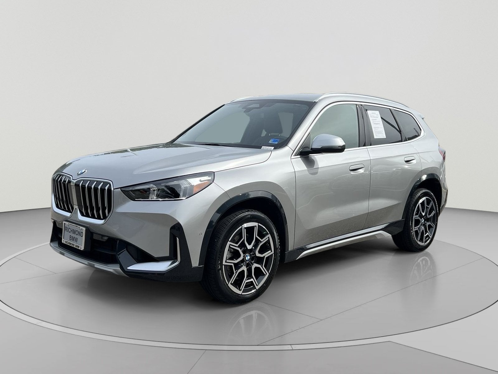 2023 BMW X1