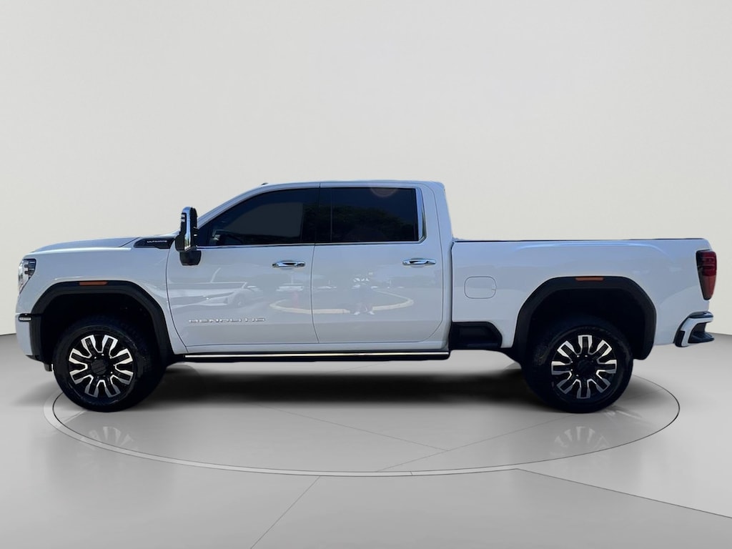 Used 2026 GMC Sierra 2500 HD Denali Ultimate Truck Crew Cab