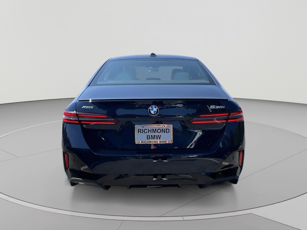 New 2027 BMW 530i xDrive Sedan
