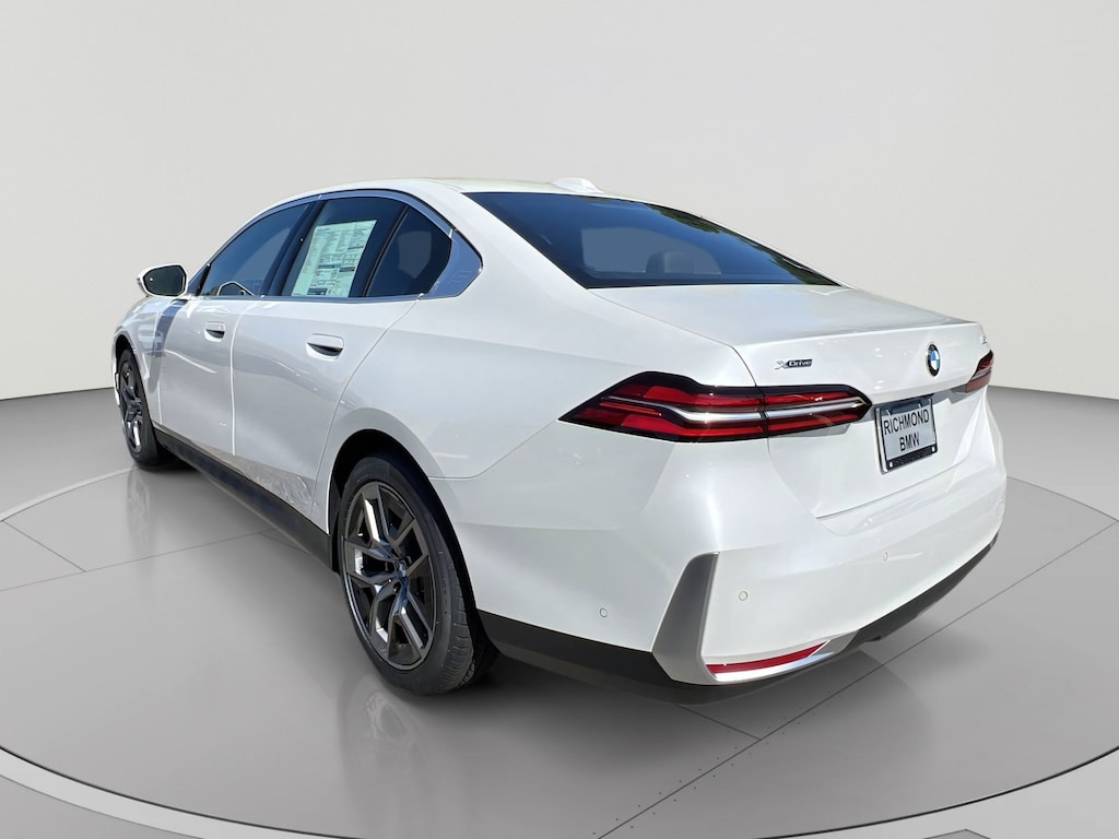 New 2027 BMW 530i xDrive Sedan