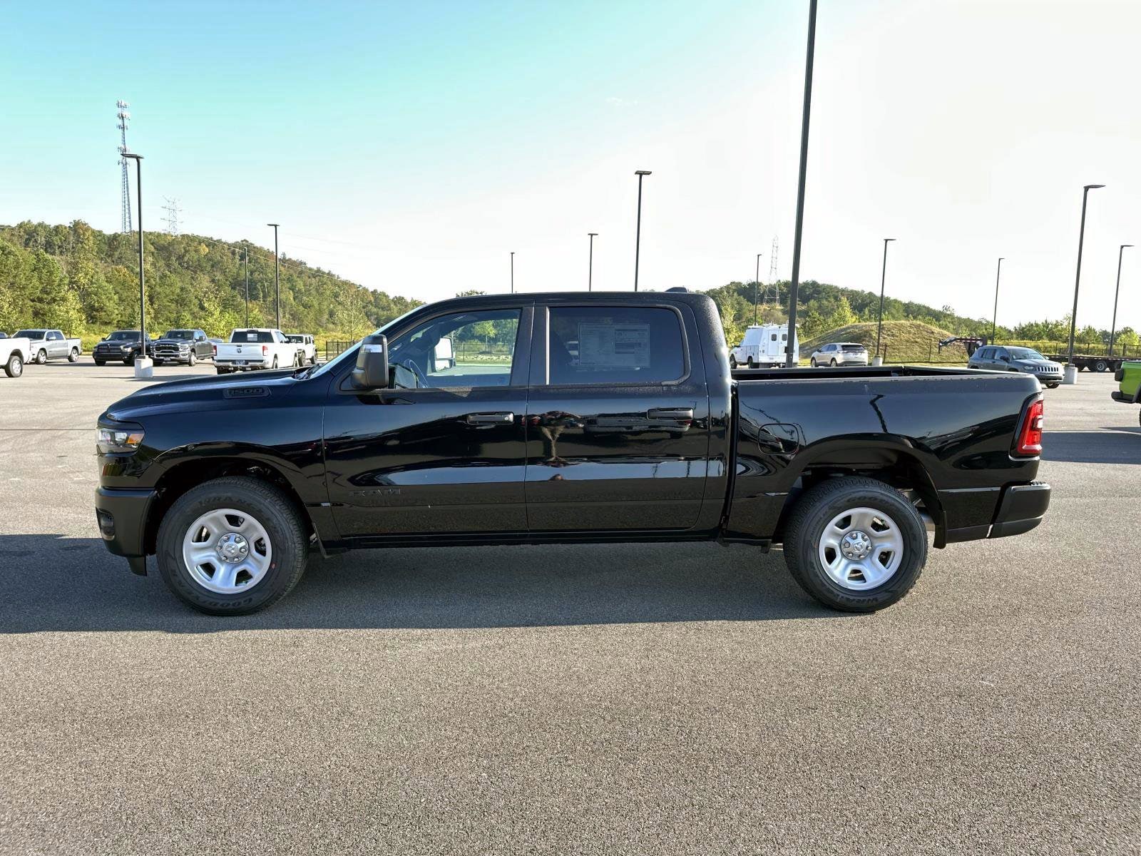 2026 RAM 1500 Tradesman - Photo 7