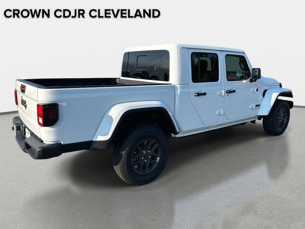 New 2025 Jeep Gladiator Sport S Pickup