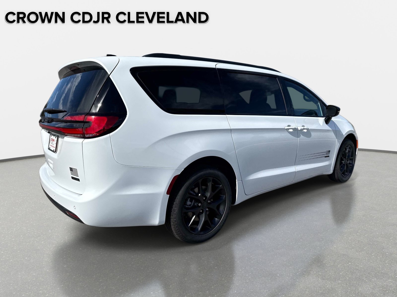 New 2027 Chrysler Pacifica Select Passenger Van