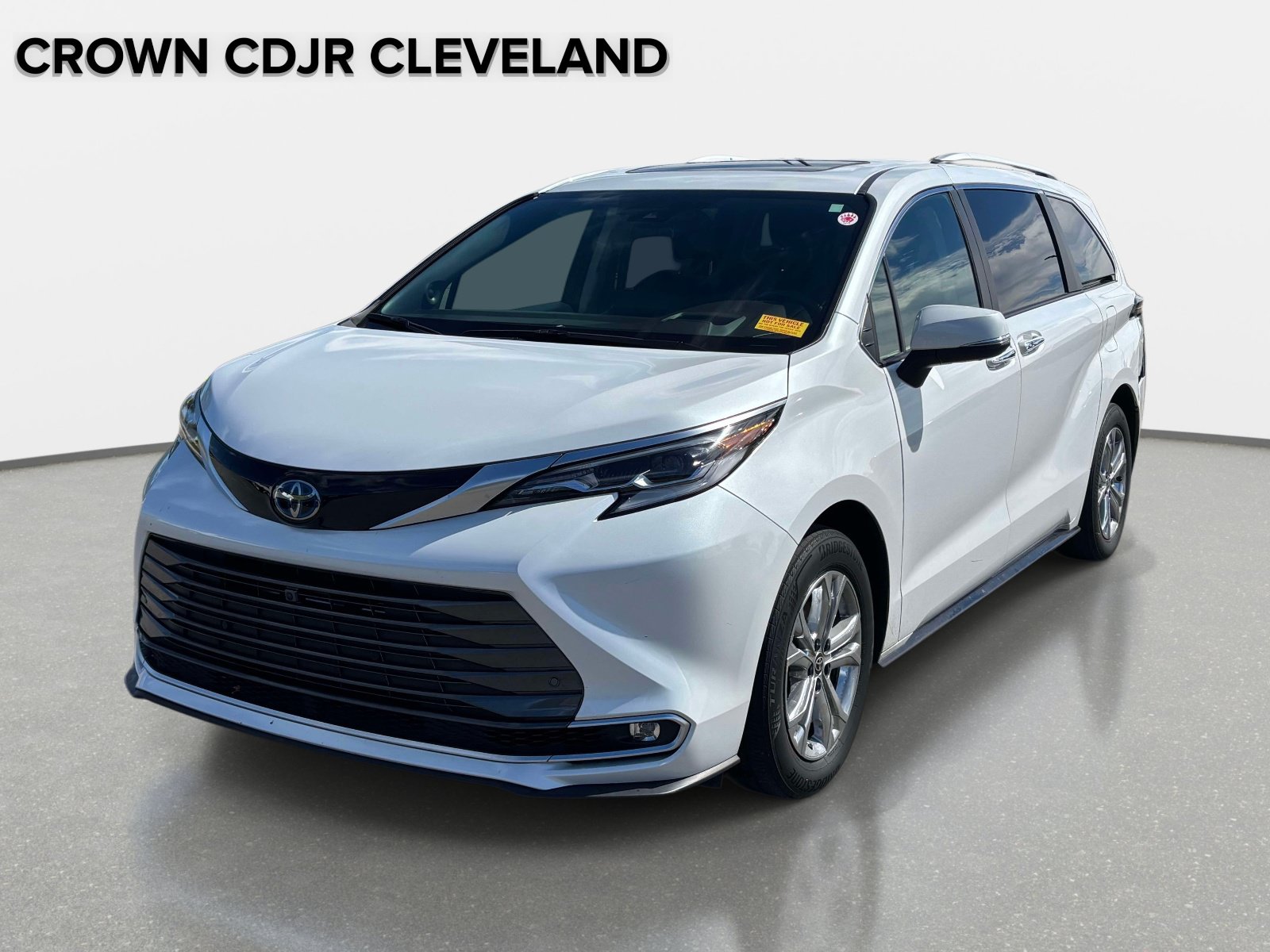Used 2023 Toyota Sienna Platinum Platinum AWD 7-Passenger