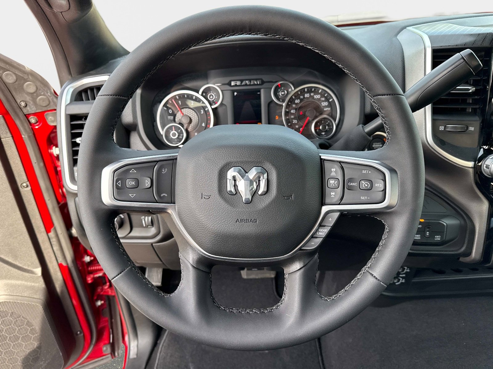 2026 RAM 2500 Big Horn - Photo 25