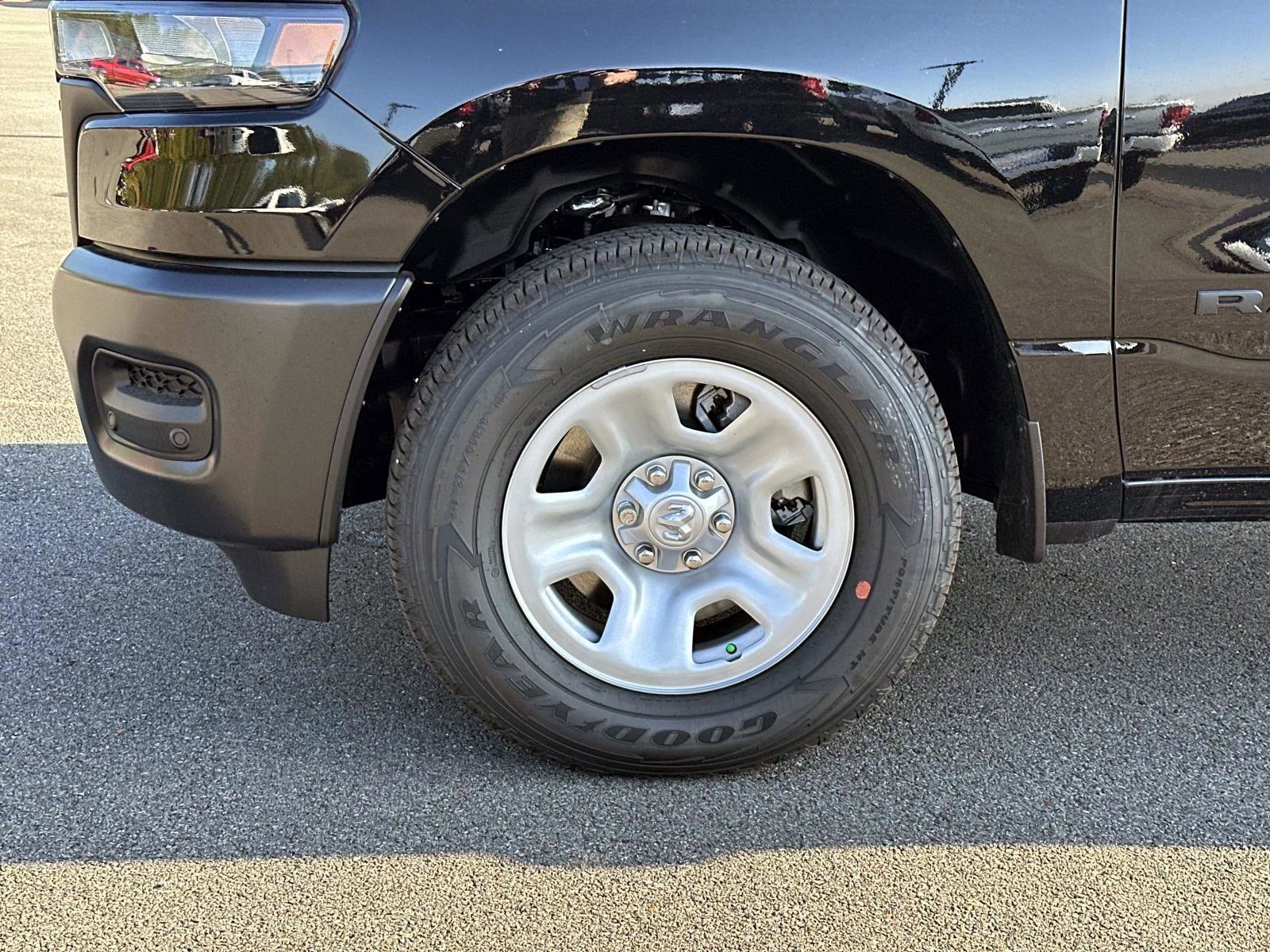 2026 RAM 1500 Tradesman - Photo 10