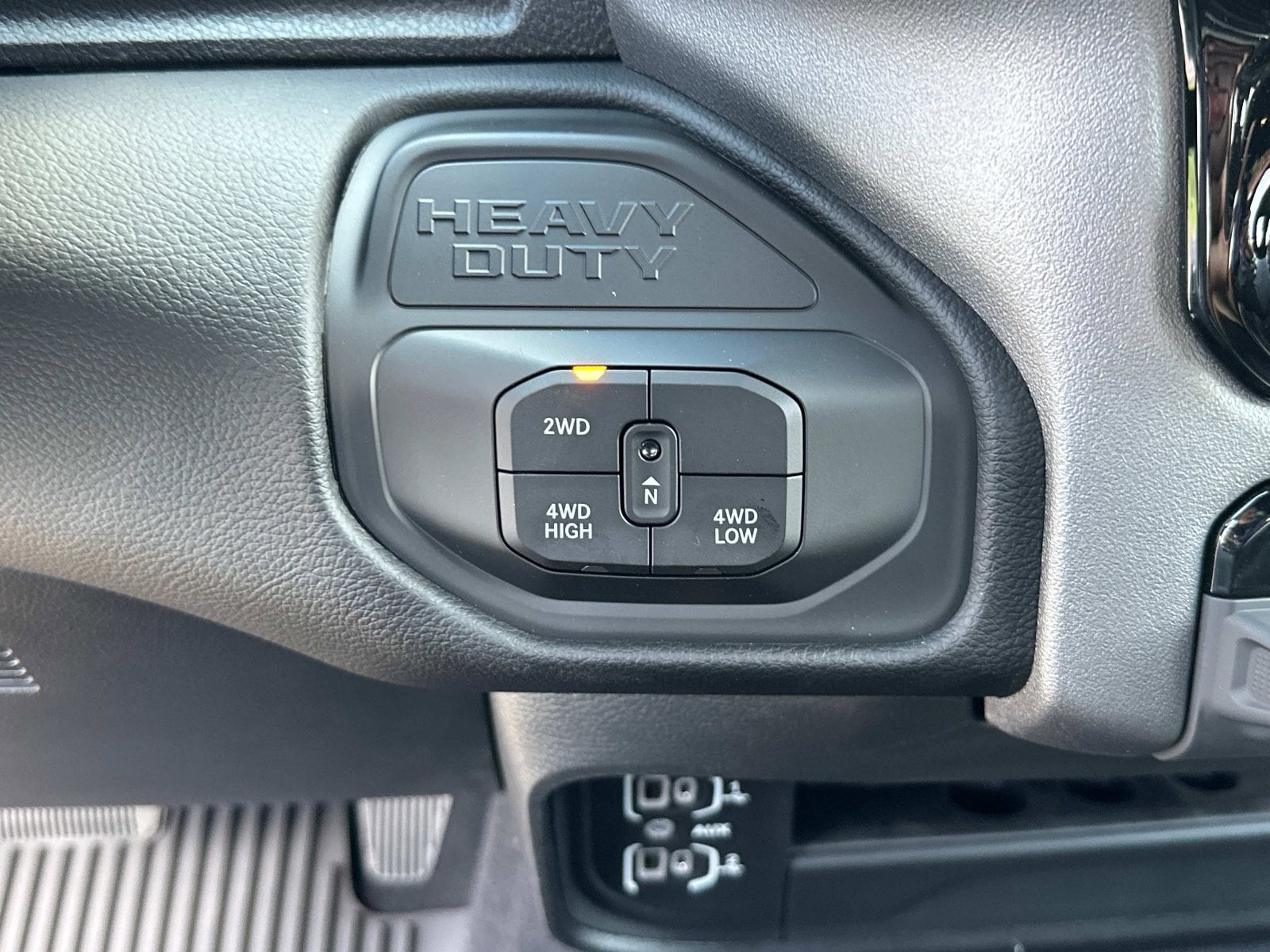 2025 RAM 2500 Big Horn - Photo 28