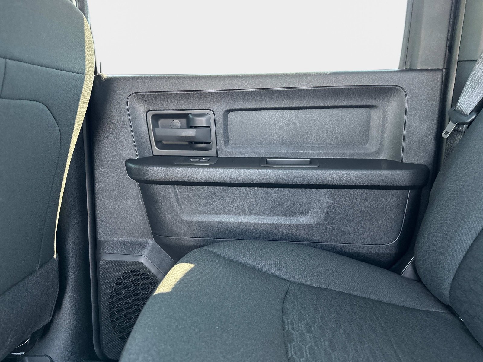 2025 RAM 2500 Tradesman - Photo 15