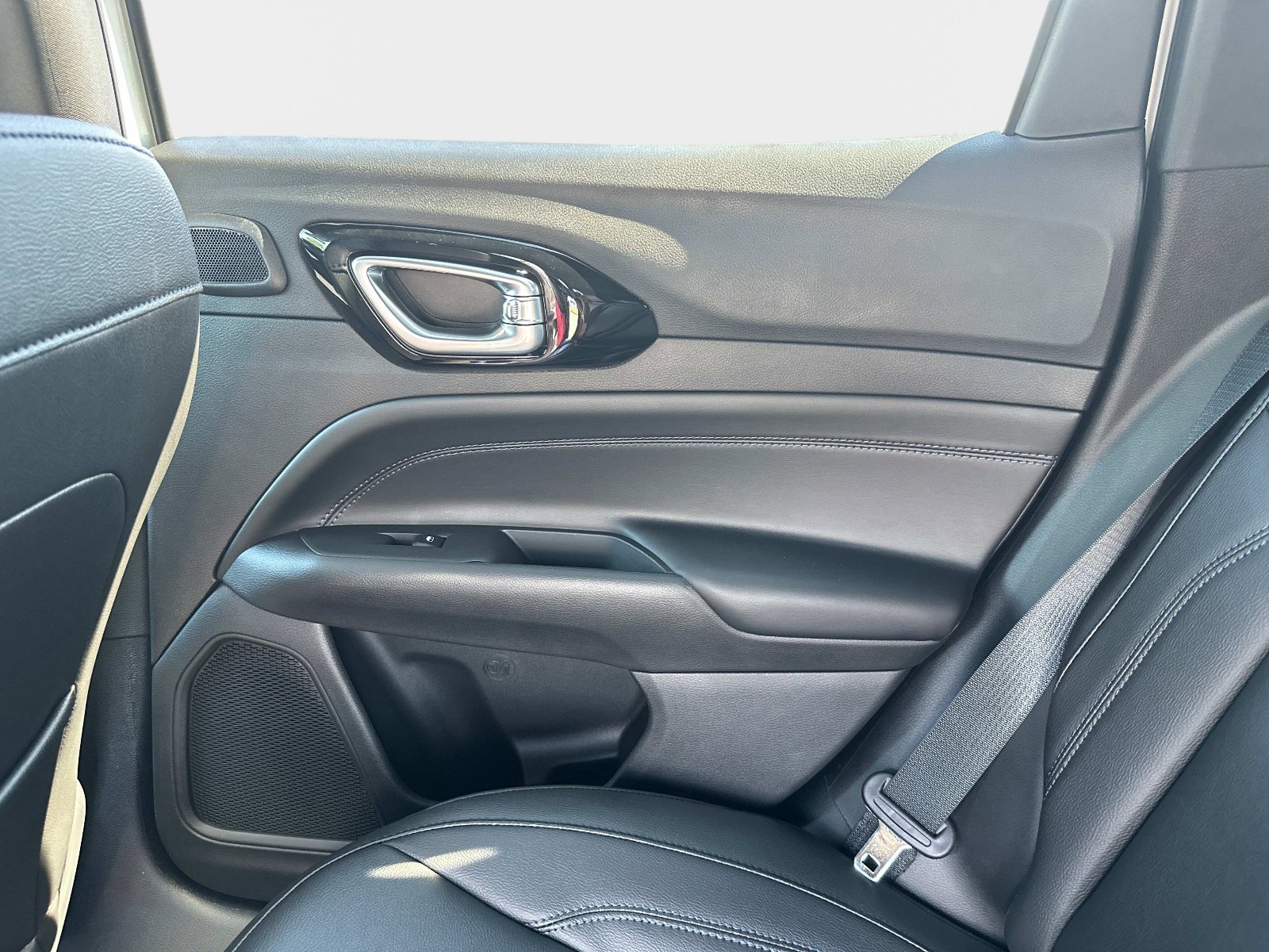 2025 Jeep Compass Limited - Photo 15