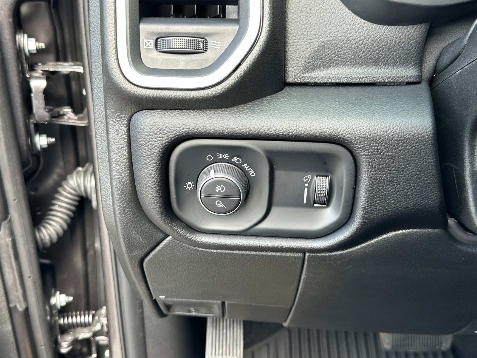 2025 RAM 2500 Big Horn - Photo 31