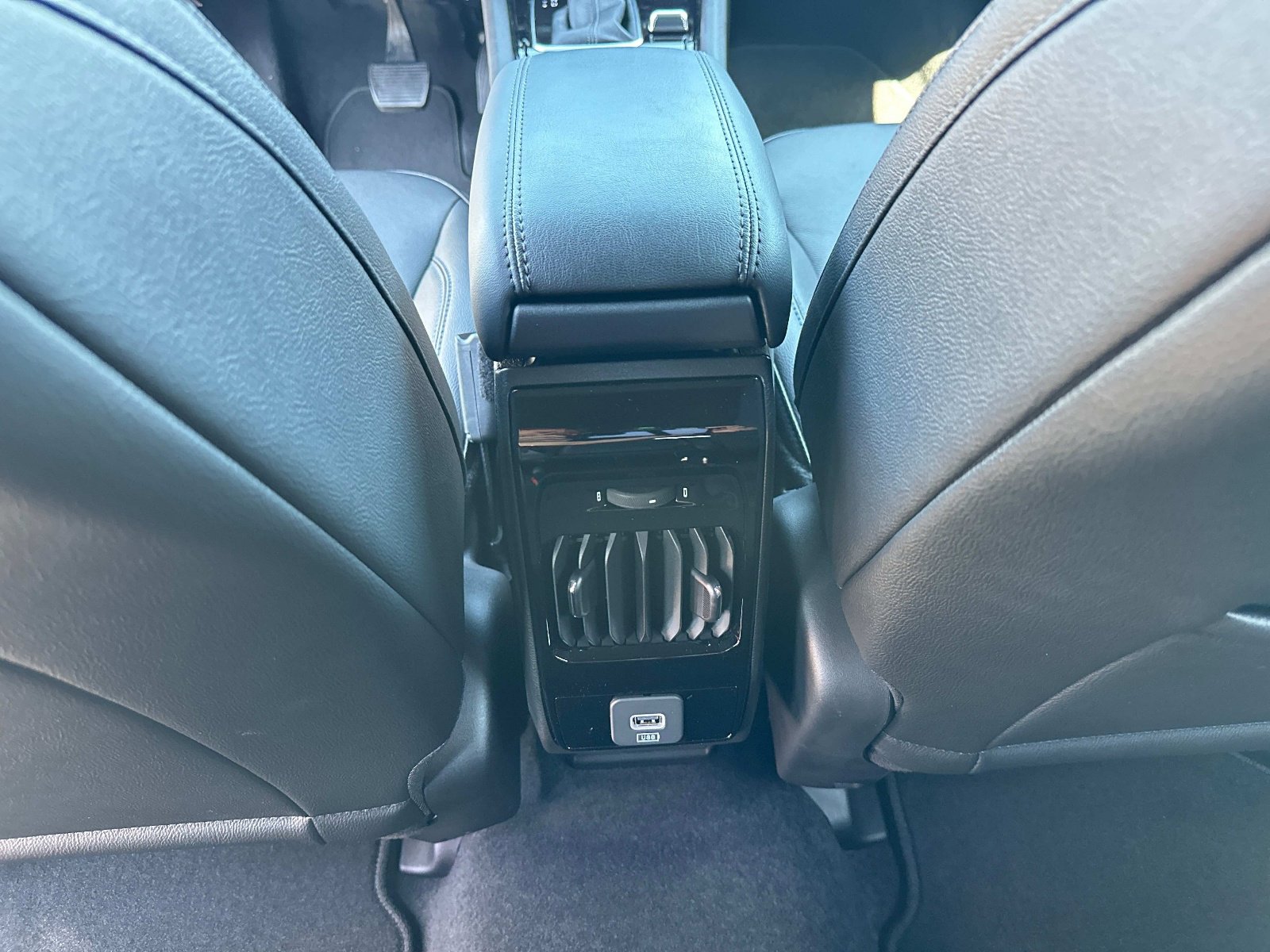 2025 Jeep Compass Limited - Photo 16