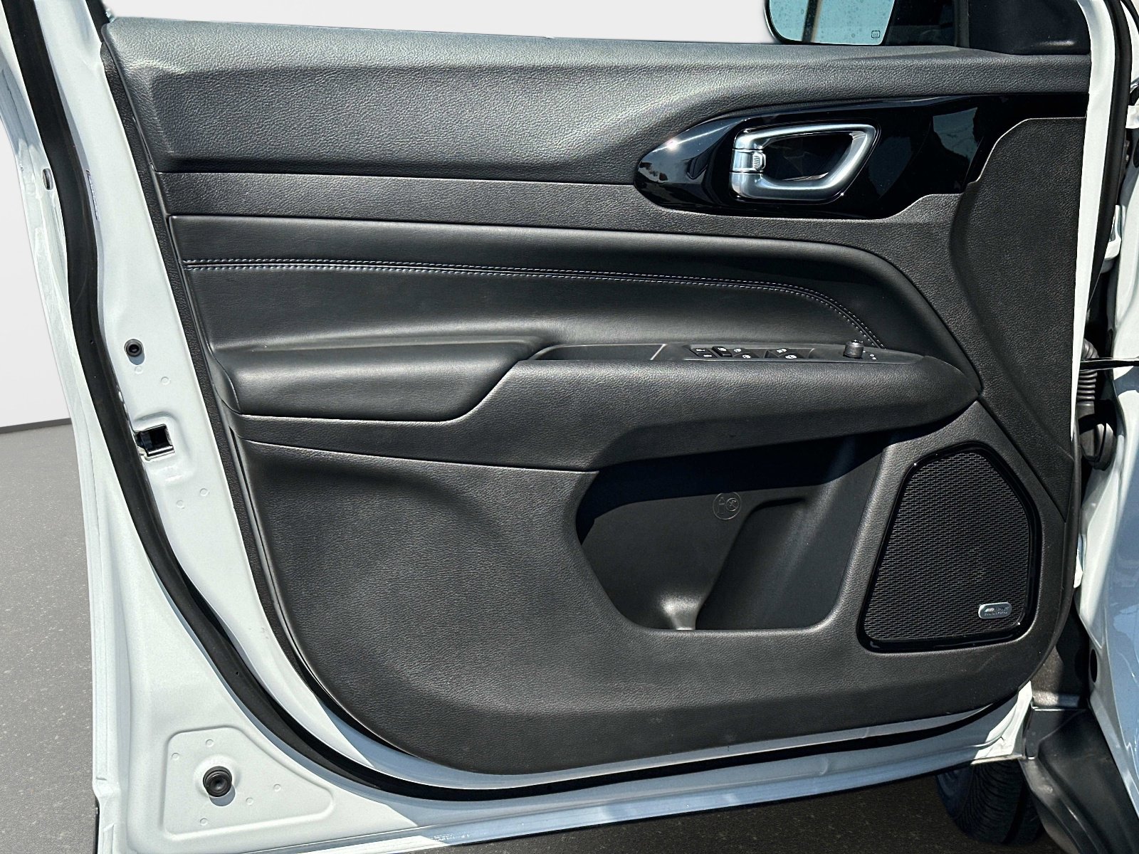 2025 Jeep Compass Limited - Photo 19