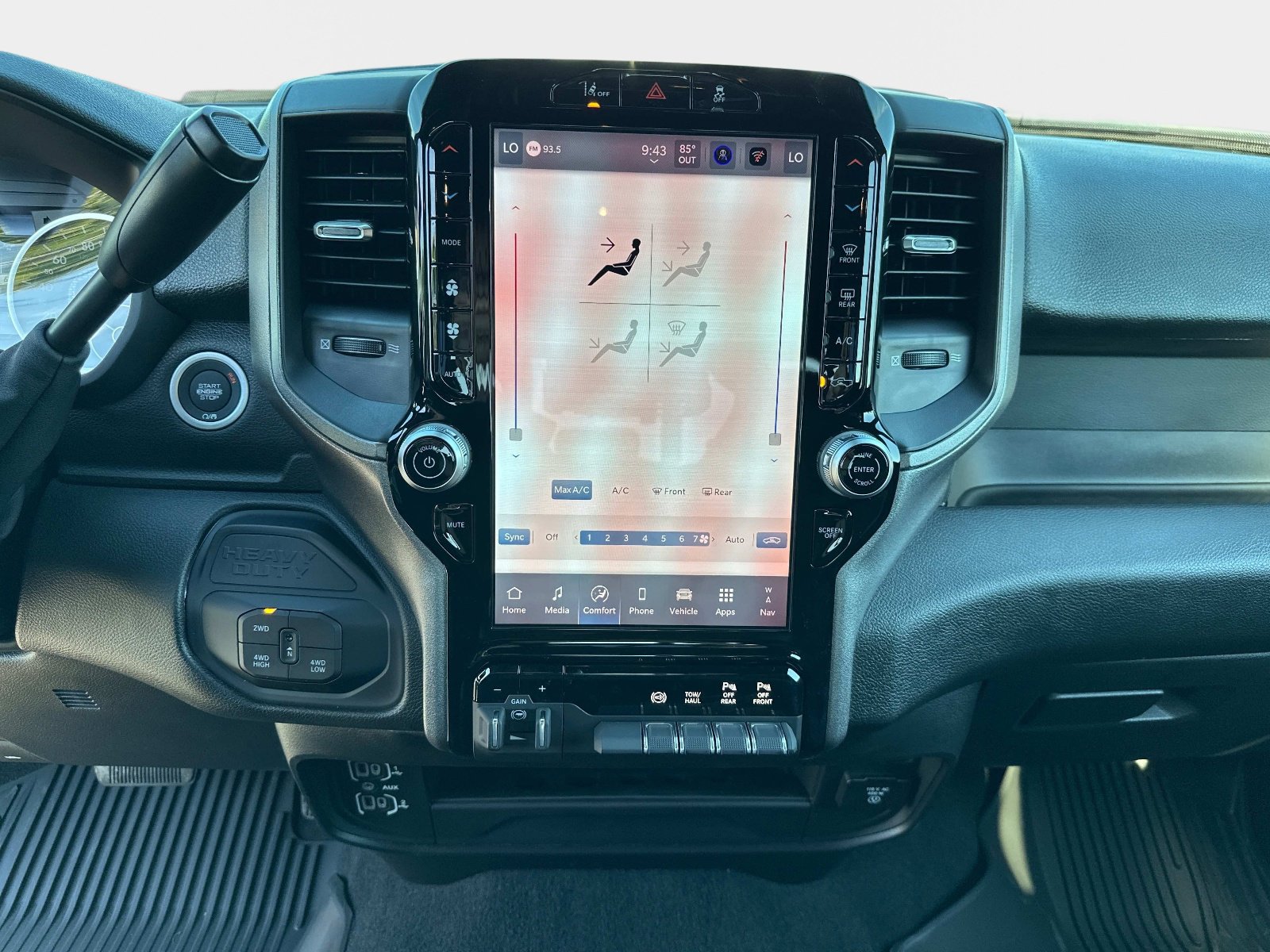 2025 RAM 2500 Tradesman - Photo 25