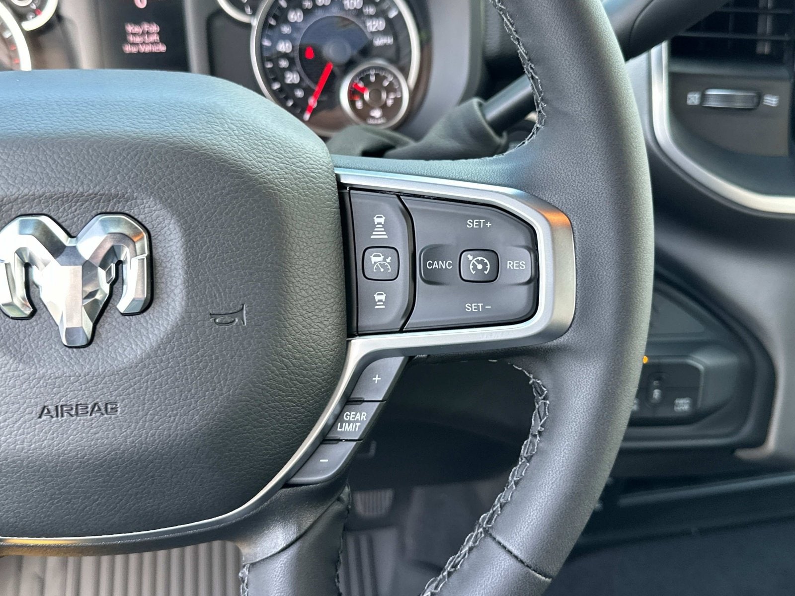 2025 RAM 2500 Big Horn - Photo 29