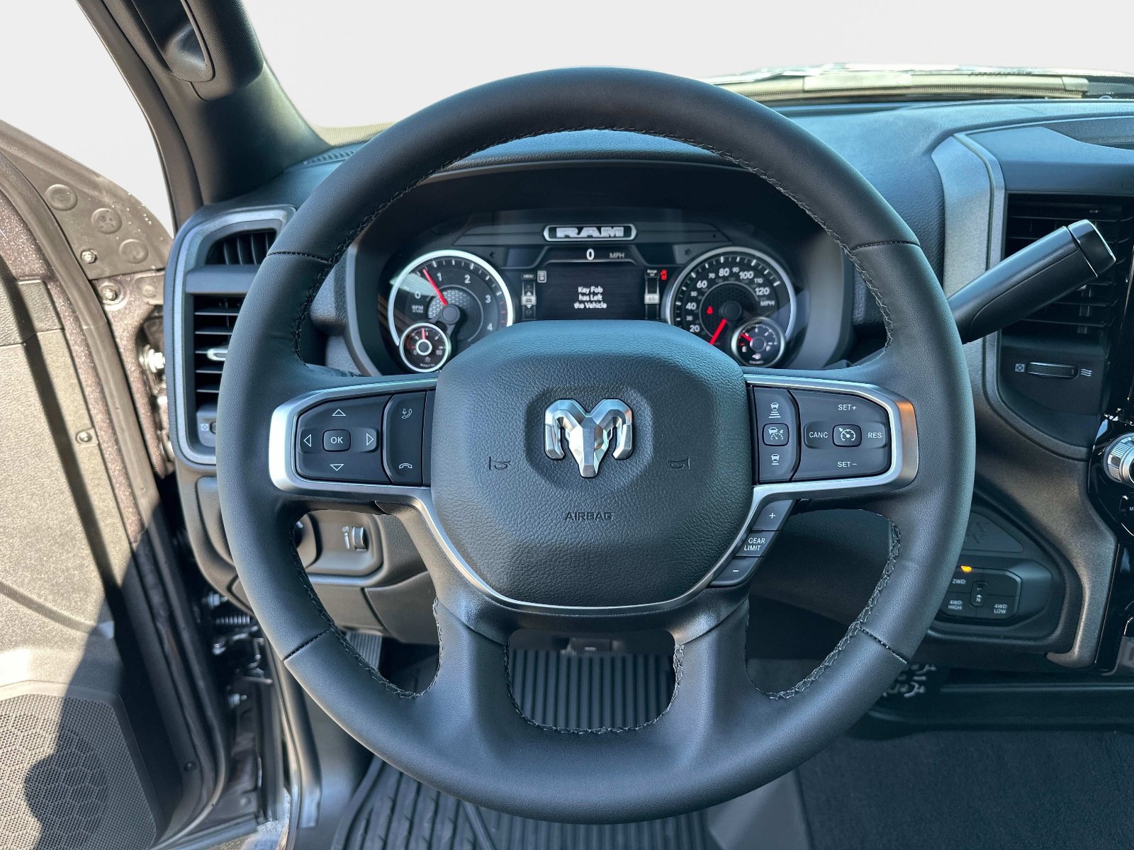 2025 RAM 2500 Tradesman - Photo 26