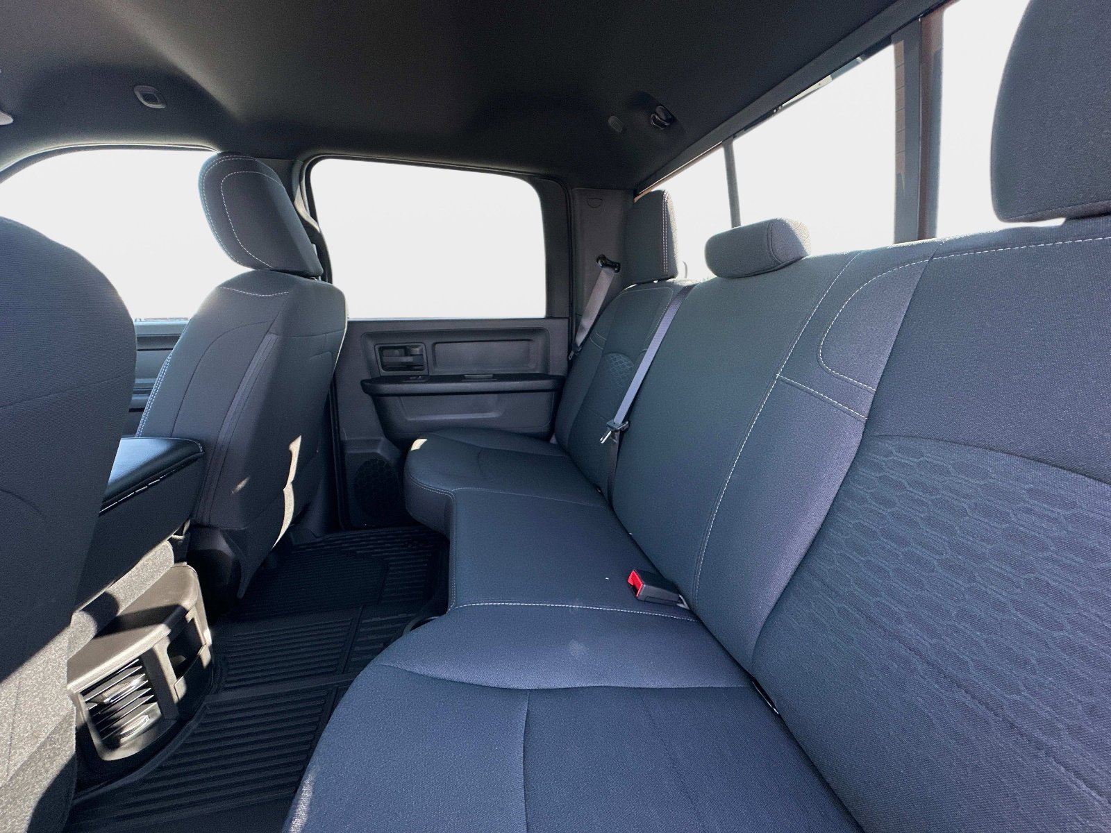 2025 RAM 2500 Tradesman - Photo 14