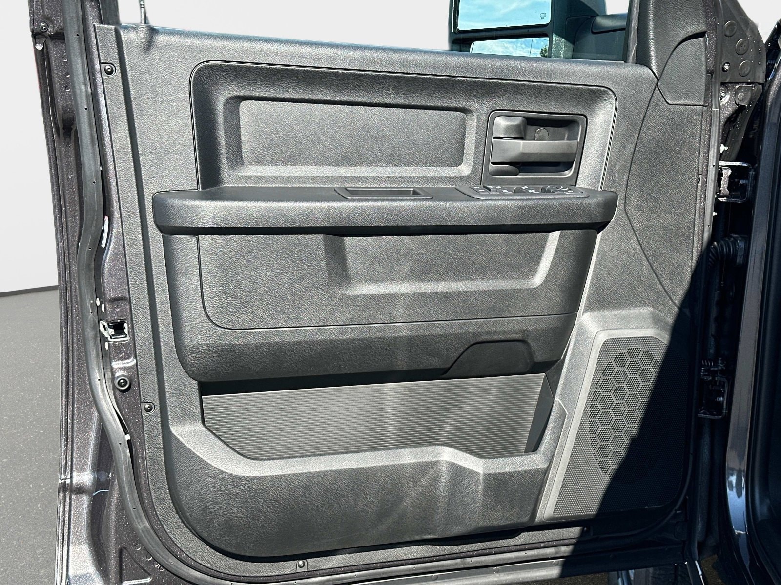 2025 RAM 2500 Tradesman - Photo 19