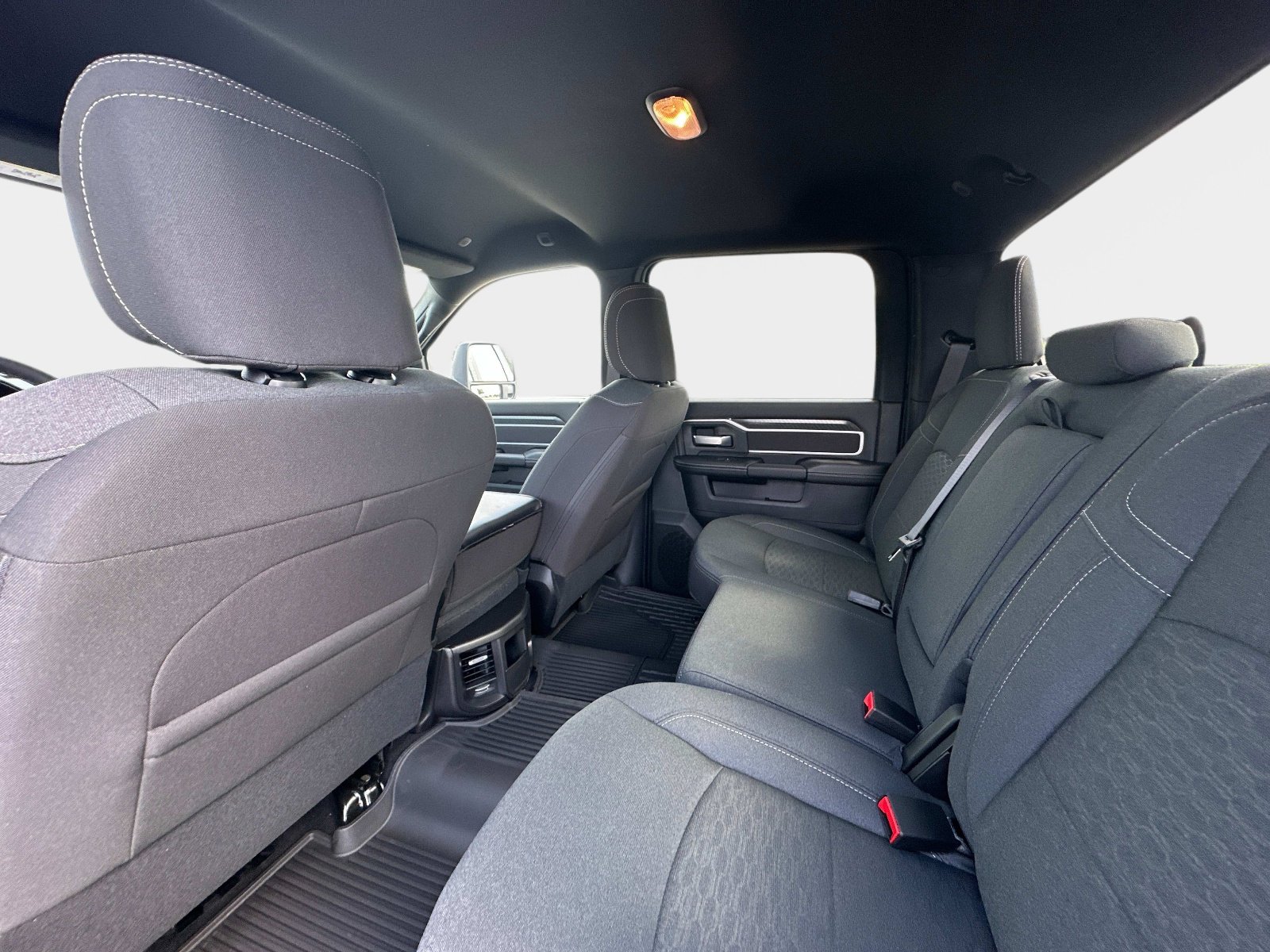 2025 RAM 2500 Big Horn - Photo 17