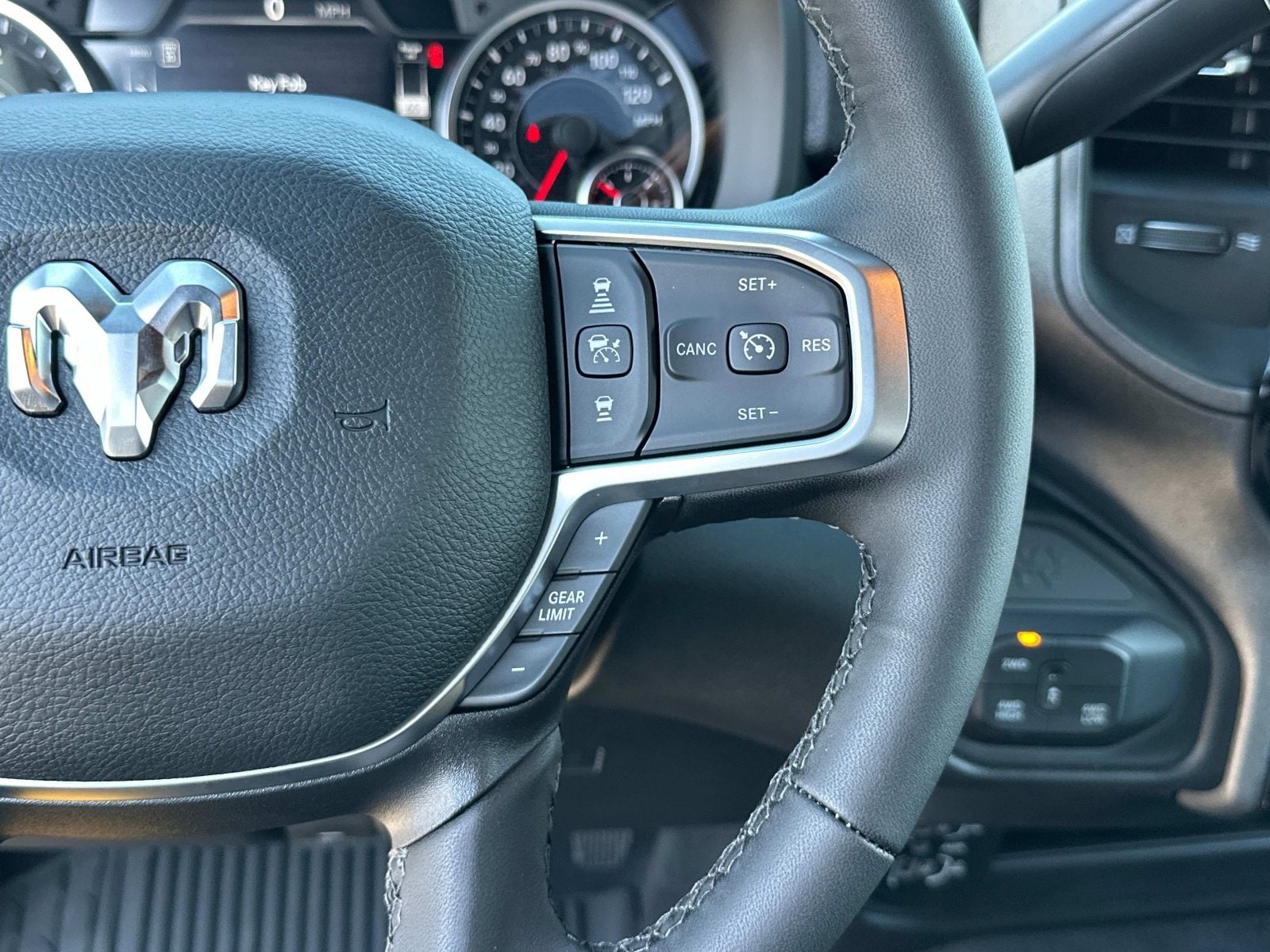 2025 RAM 2500 Tradesman - Photo 30
